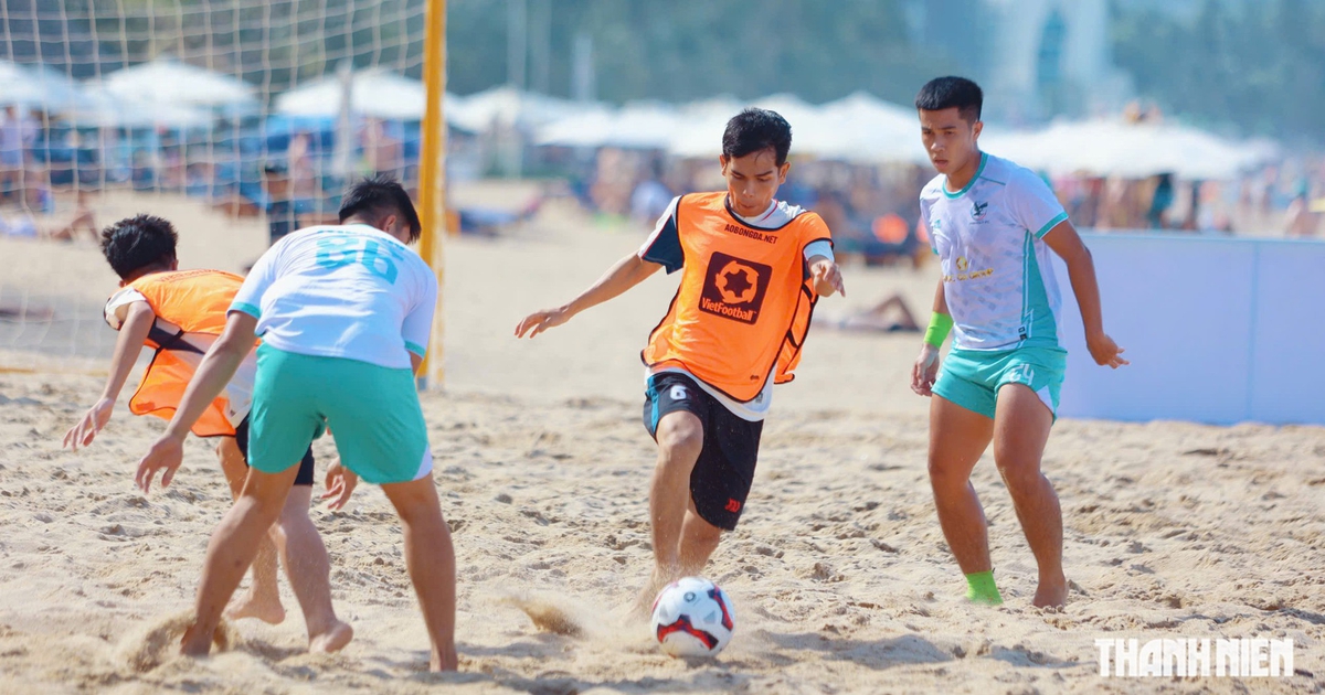 Hấp dẫn giải bóng đá bãi biển tại Festival Biển Khánh Hòa 2026