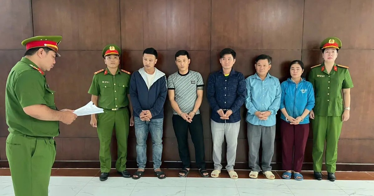C&ocirc;ng an TP.HCM triệt ph&aacute; đường d&acirc;y sản xuất bột ngọt giả li&ecirc;n tỉnh cực lớn
