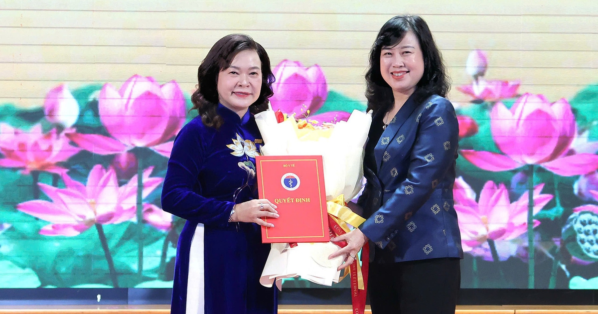 PGS-TS-BS Nguyễn Minh Phương chính thức nhận nhiệm vụ Hiệu trưởng Trường ĐH Y dược Cần Thơ