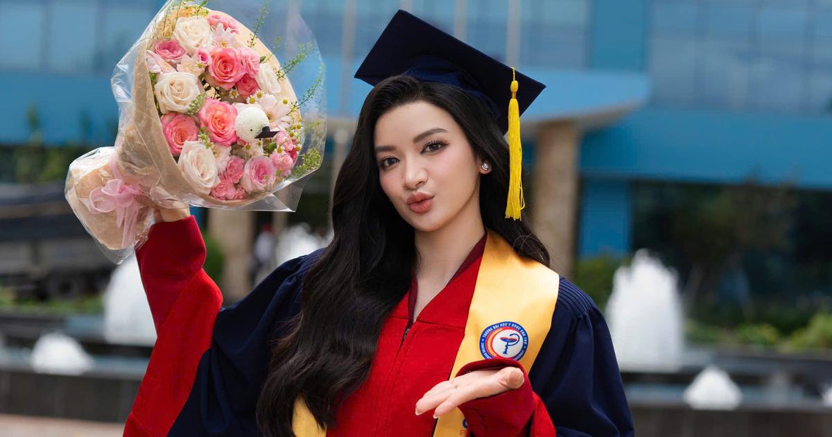 Nhan sắc &aacute; hậu vừa tốt nghiệp b&aacute;c sĩ chuy&ecirc;n khoa I