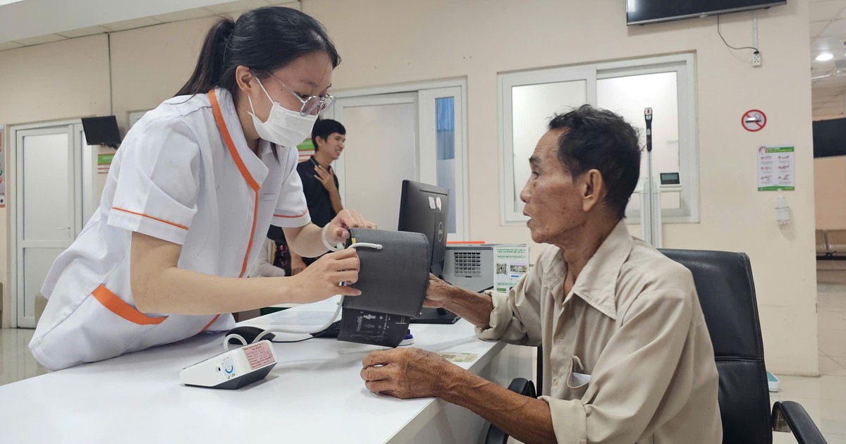 Bệnh viện đa khoa Quốc tế Tân An huy động 100 nhân sự