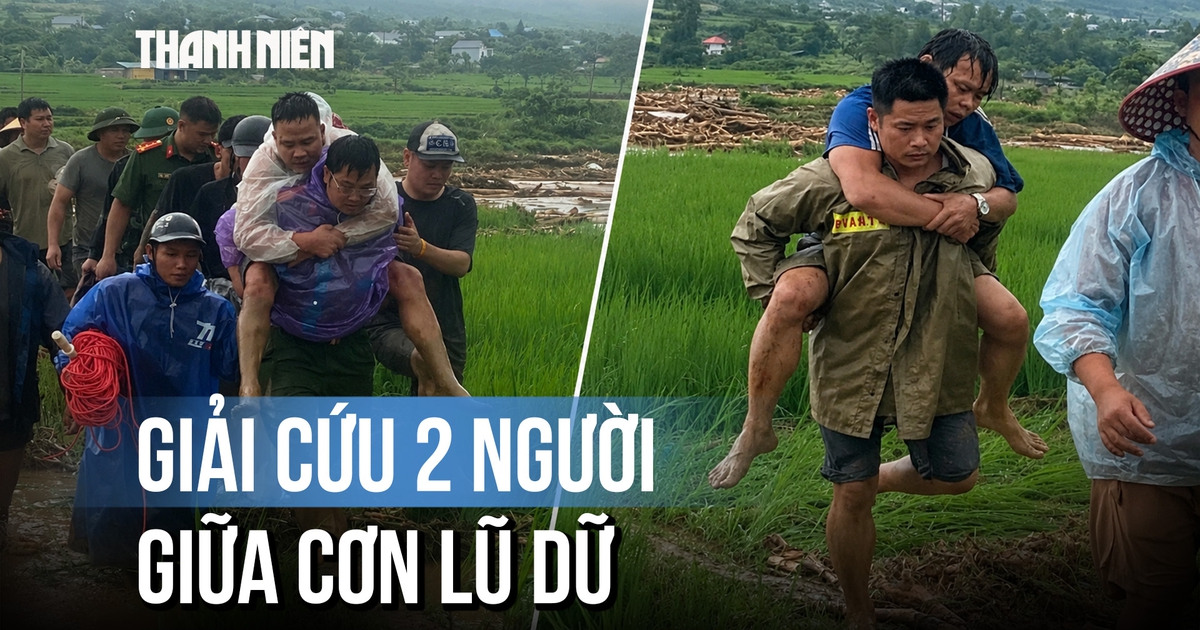 Giải cứu 2 người mắc kẹt giữa nước lũ ở Lai Châu