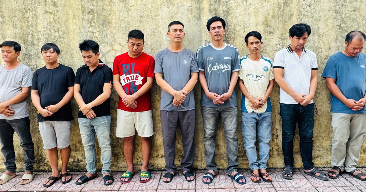 Triệt ph&aacute; đường d&acirc;y c&aacute; độ b&oacute;ng đ&aacute; World Cup hơn 200 tỉ đồng