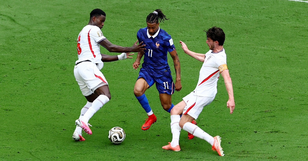 Olise 'dọn cỗ' cho Mbappe trận Pháp thua Anh, phá kỷ lục 56 năm của Pele