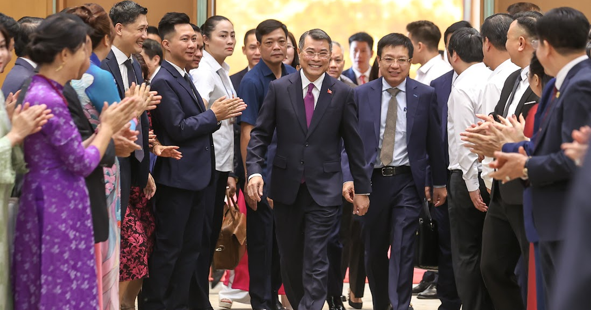 Thủ tướng đối thoại với doanh nghiệp: Gỡ điểm nghẽn, thúc đẩy tăng trưởng