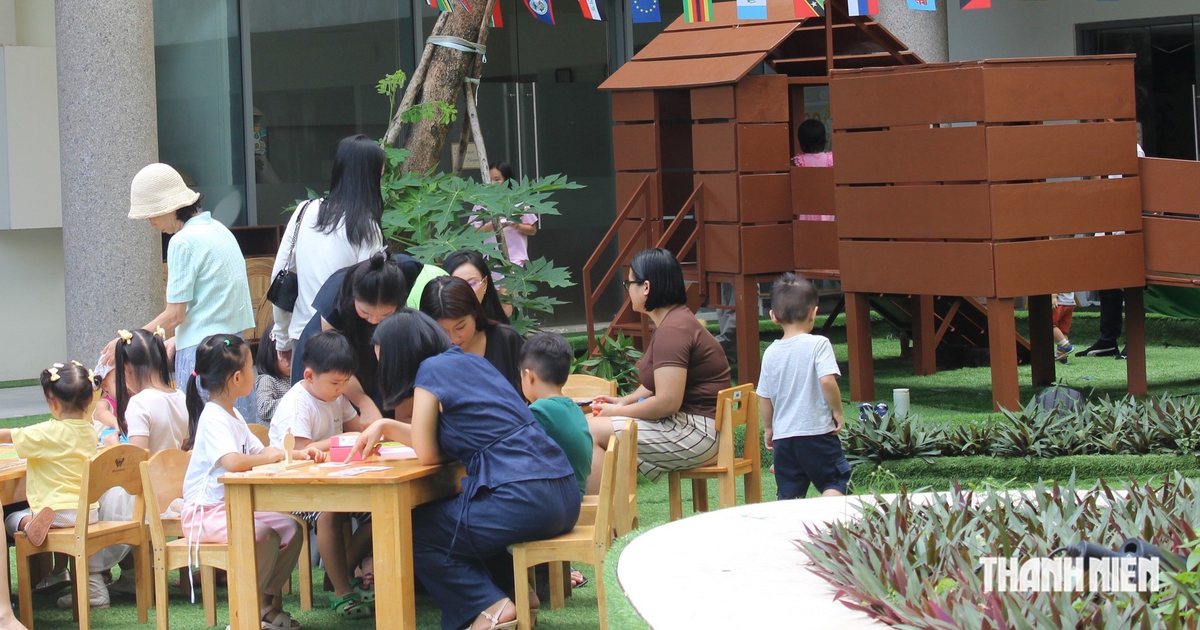 Thấy con hỏi 'vì sao', nhiều cha mẹ vô tình 'Hỏi gì nhiều thế'