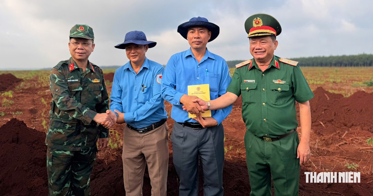 Lực lượng tìm kiếm, quy tập hài cốt liệt sĩ ở xã Minh Đức (Đồng Nai): Phát hiện nhiều di vật