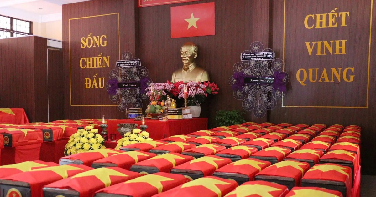 Đ&atilde; t&igrave;m thấy 100 h&agrave;i cốt liệt sĩ tại c&ocirc;ng vi&ecirc;n L&ecirc; Thị Ri&ecirc;ng