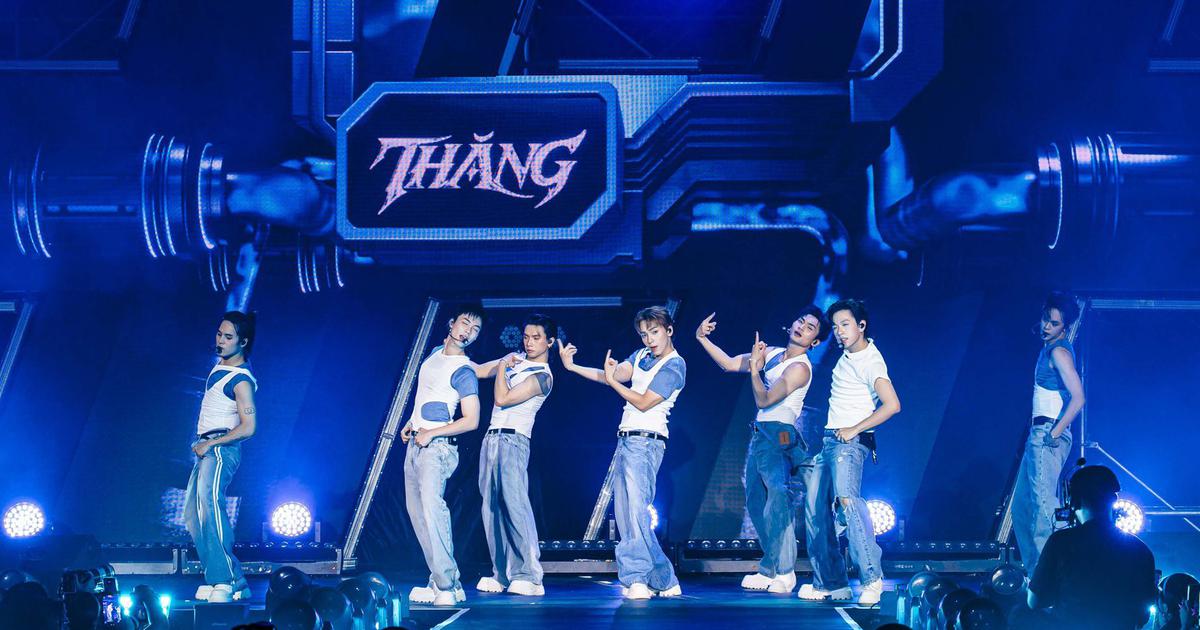 Vừa debut, UPRIZE đ&atilde; khiến fan 'dậy s&oacute;ng' với concert ri&ecirc;ng
