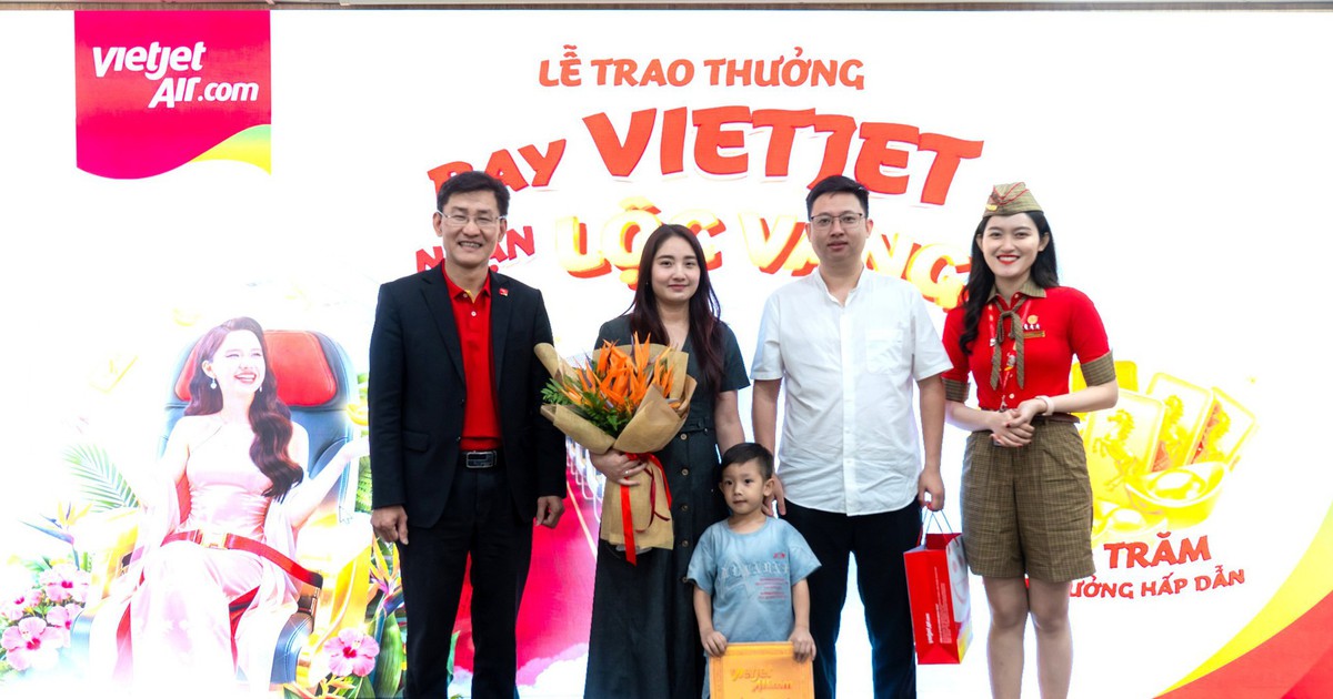 Vé bay mùa hè bất ngờ mang về 1 lượng vàng cho nữ hành khách Phú Thọ