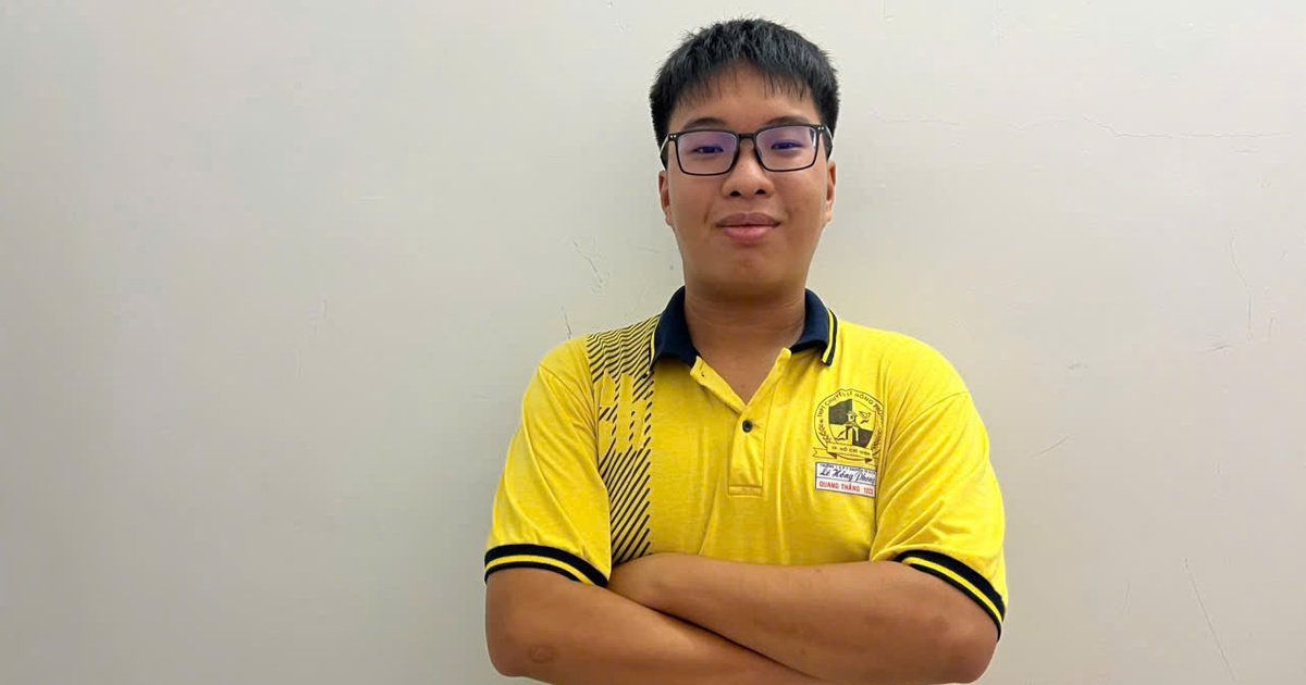 Nghe 1 trong 5 thủ khoa 30/30 điểm trên toàn quốc nói chuyện về ước mơ