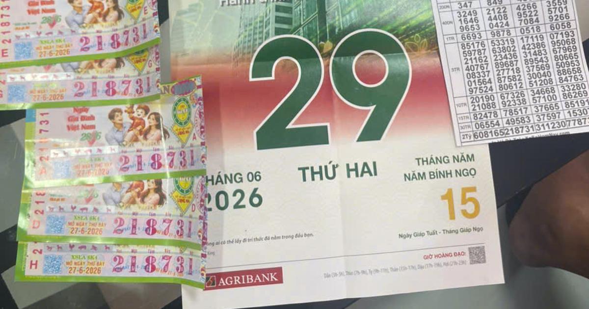 Tr&uacute;ng độc đắc 14 tỉ đồng xổ số miền Nam, người đ&agrave;n &ocirc;ng l&atilde;nh thưởng 2 lần