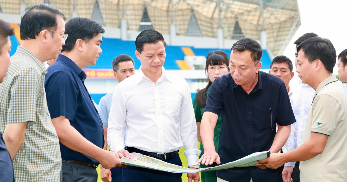 Chủ tịch VFF và Chủ tịch tỉnh Thái Nguyên đồng chủ trì cuộc họp quan trọng về thành lập CLB chuyên nghiệp