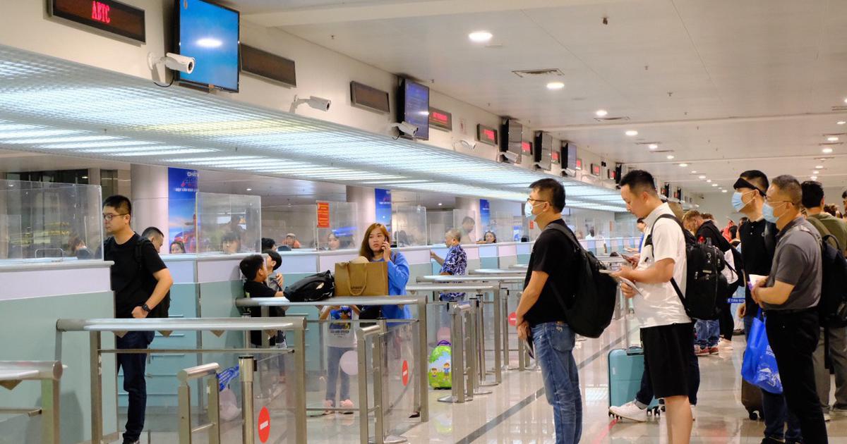 Thực hư tin tất cả khách xuất/nhập cảnh Việt Nam phải khai báo y tế từ 1.7
