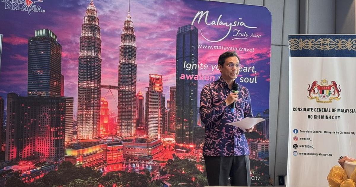 Malaysia mong muốn th&uacute;c đẩy du lịch v&agrave; hợp t&aacute;c gi&aacute;o dục với Việt Nam