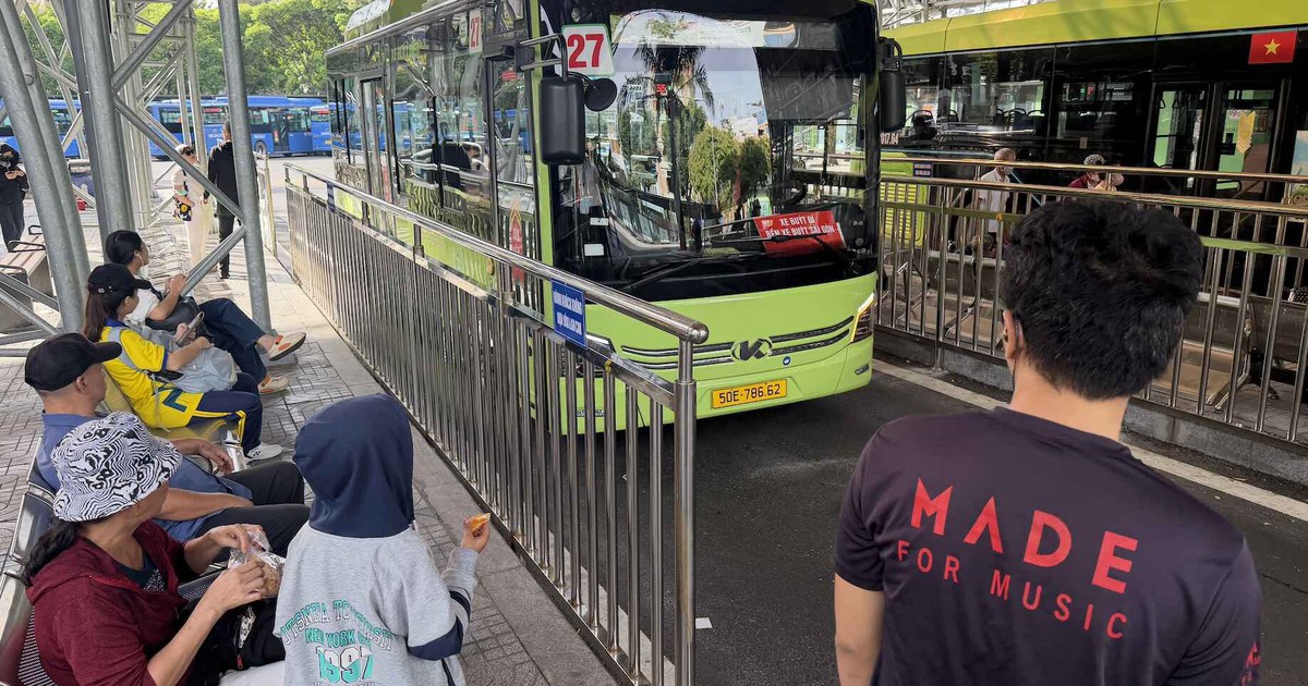50 năm thành phố mang tên Bác: Trang mới cho xe buýt TP.HCM