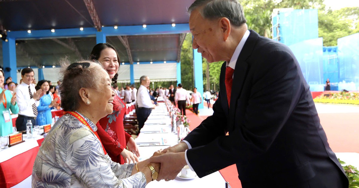 Tổng Bí thư, Chủ tịch nước Tô Lâm dự lễ kỷ niệm 50 năm thành phố mang tên Bác