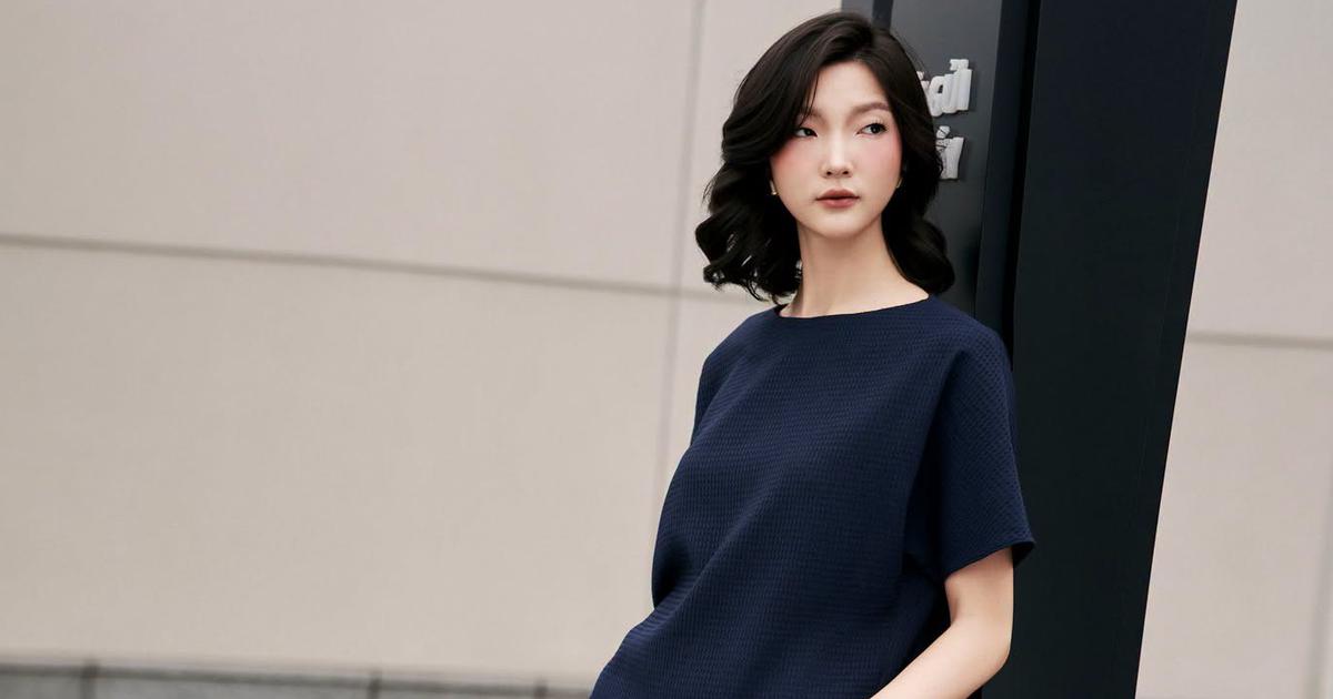 Váy suông tối giản là bạn đồng hành hoàn hảo mùa nắng