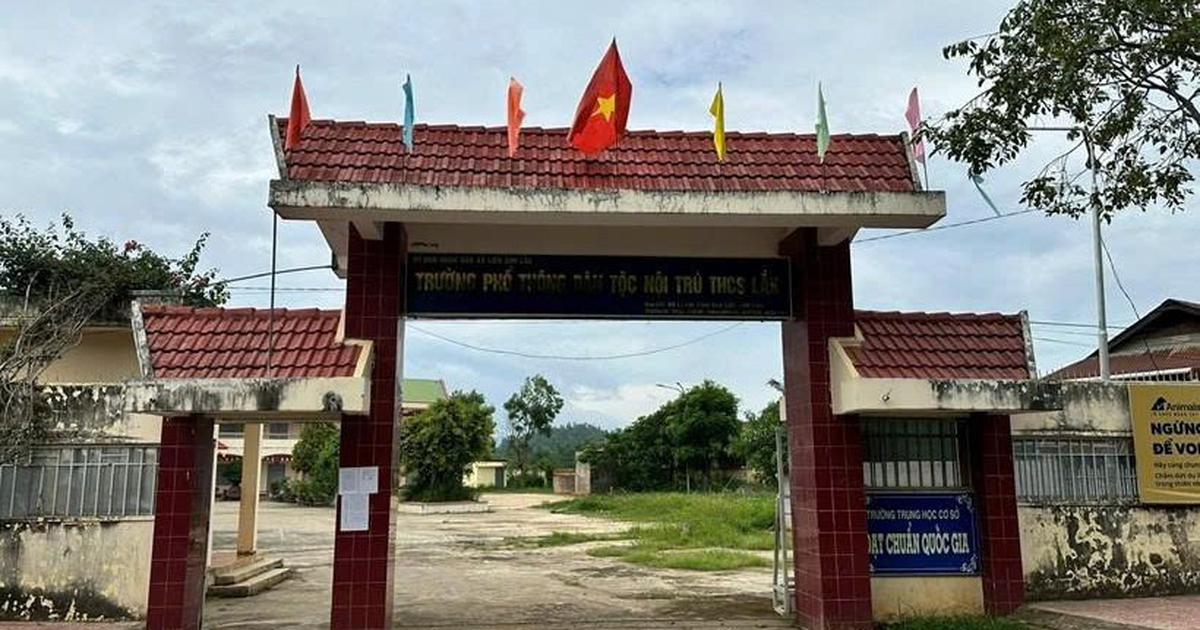 Khởi kiện nguyên hiệu trưởng chiếm dụng đất trường học suốt 15 năm