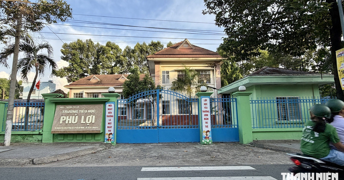 Yêu cầu đại diện phụ huynh đóng tiền mua cơm, Hội trưởng trường tiểu học từ chức