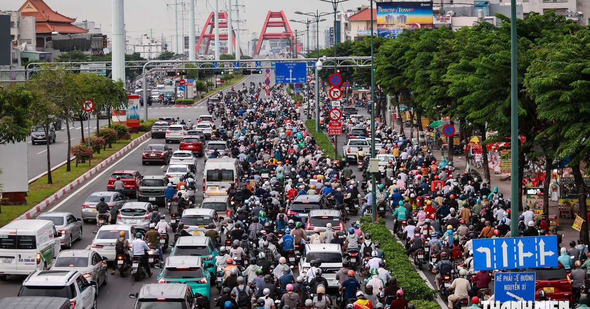 'Xe lớn phải nhường xe nhỏ': Ngộ nhận nguy hiểm khiến nhiều người đi sai luật