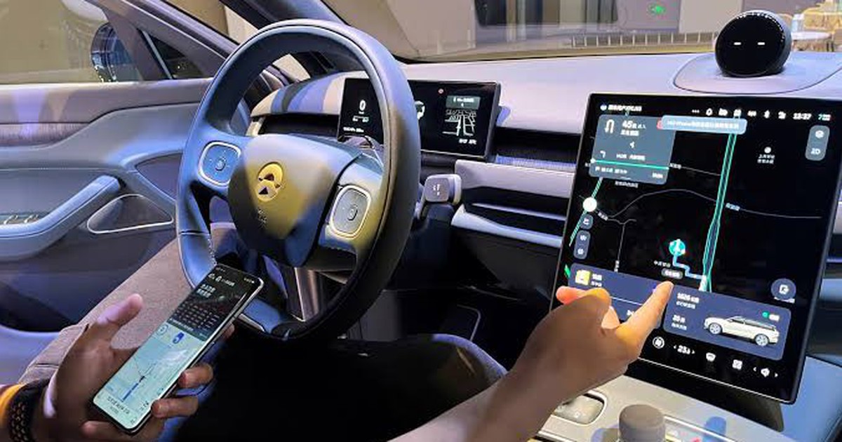 Lý do Android Auto không dây vẫn yêu cầu bật Wi-Fi trên điện thoại