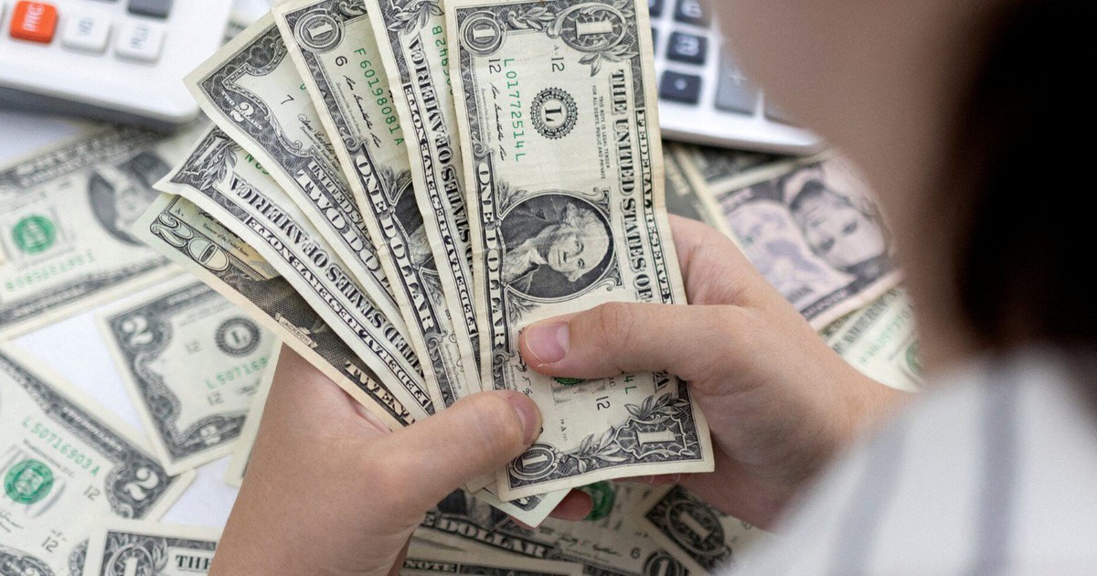 Mỹ chặn gần 100 triệu USD chuyển nhầm cho người chết
