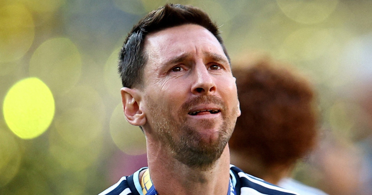 Tài khoản Ronaldo ấn thích bài đăng bêu xấu Argentina và Messi