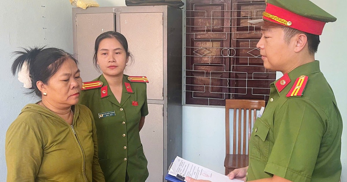 Nhờ thầy bói dùng 'tâm linh' lấy lại 10 tỉ bị lừa, người phụ nữ mất thêm 179 triệu