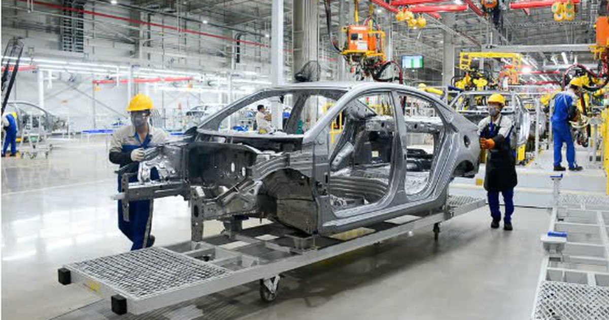 Doanh nghiệp lo khó xuất khẩu vì chuẩn khí thải, các bộ nói gì?