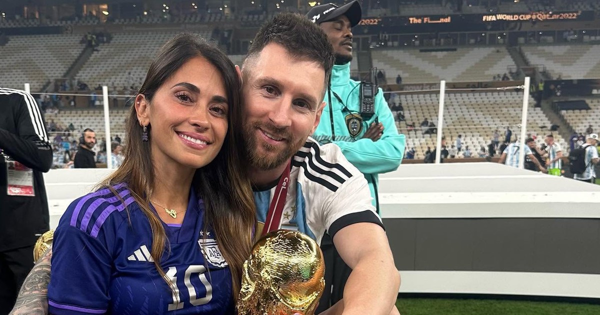 Vợ Messi viết những lời nồng nàn ngay sau World Cup 2026: 'Anh mãi là người giỏi nhất'