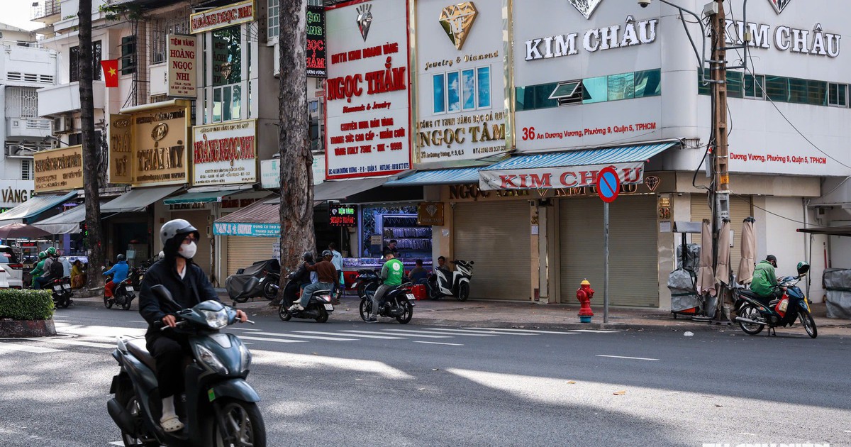 Lối đi nào cho thị trường trang sức, đá quý?