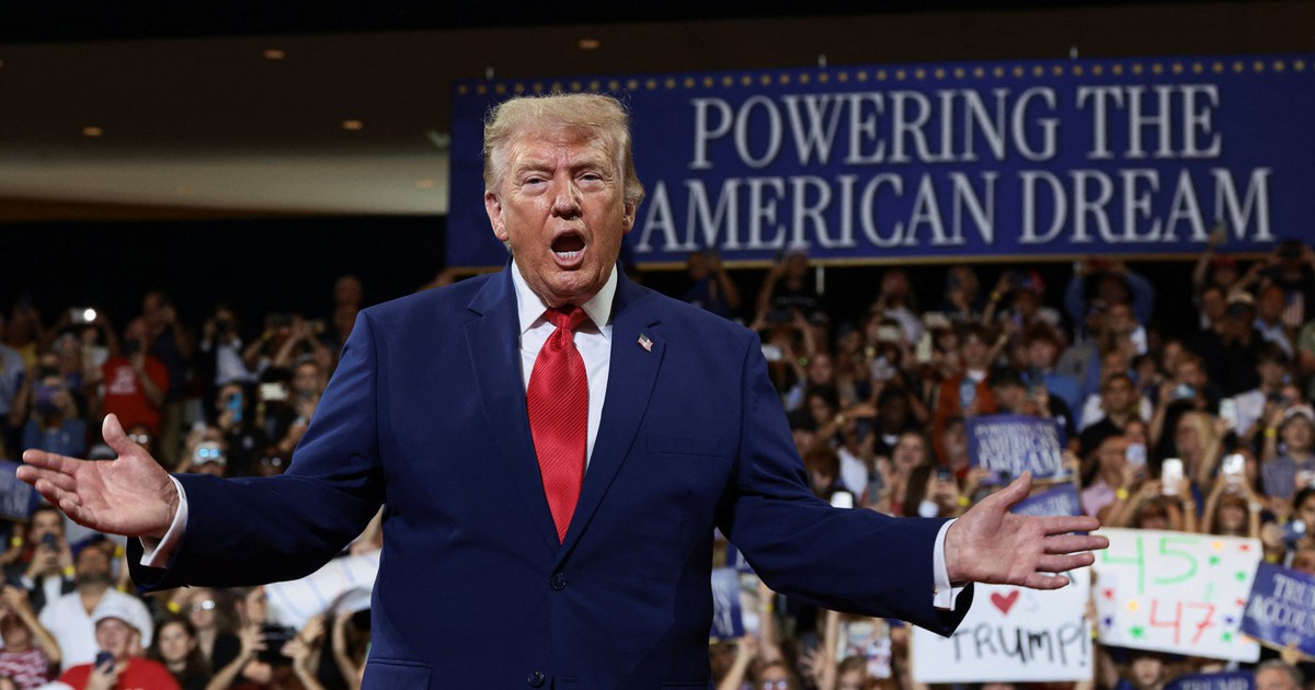 Ông Trump dọa giáng đòn tấn công lớn chưa từng có vào Iran