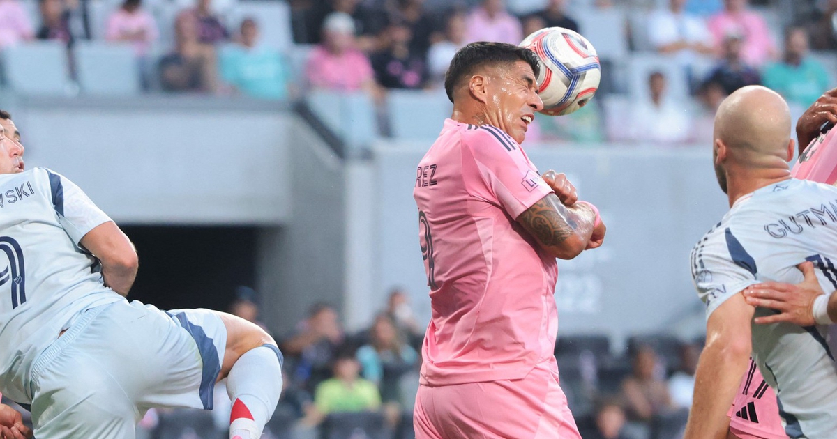 Casemiro tiết lộ lý do gia nhập Inter Miami, Suarez thay Messi tỏa sáng
