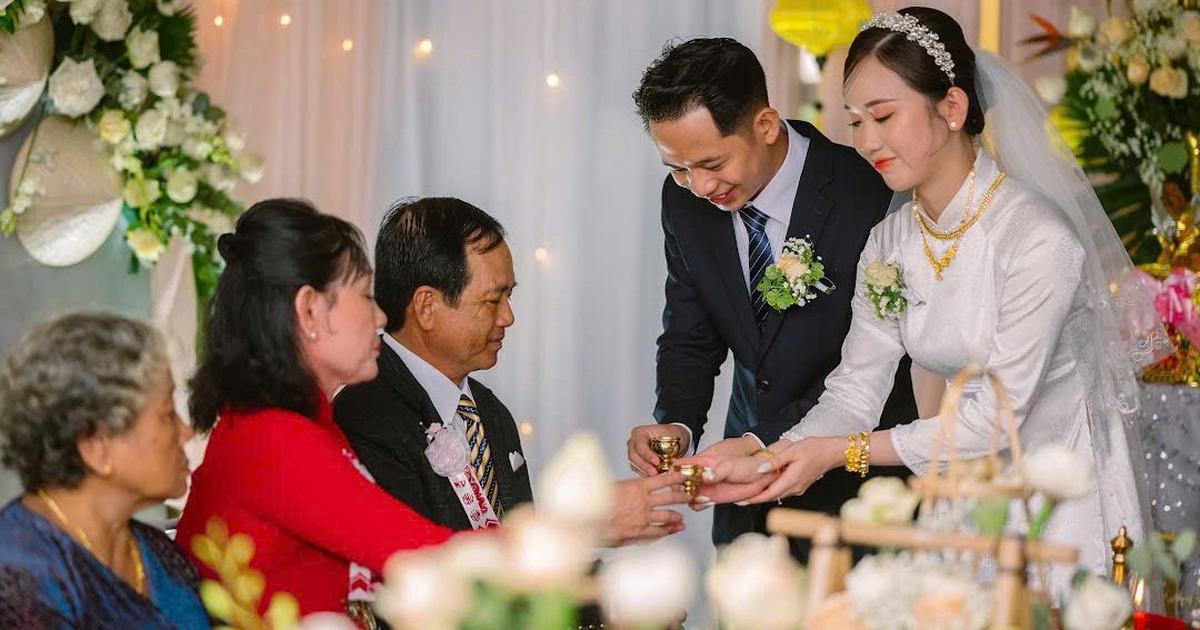 Có thật đám cưới miền Tây phải 'mượn' dâu phụ, rể phụ?