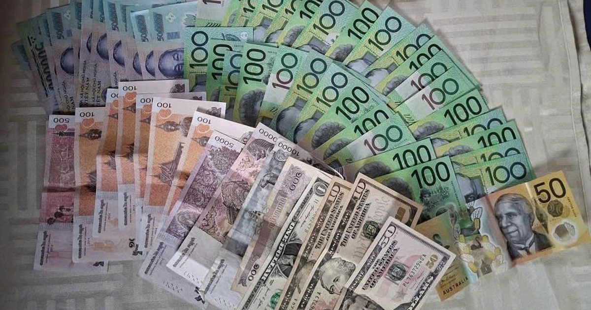 Hành khách đi tàu liên tục bỏ quên tiền, từ ngàn USD tới hàng trăm triệu