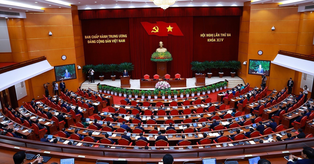 Bế mạc Hội nghị Trung ương 3