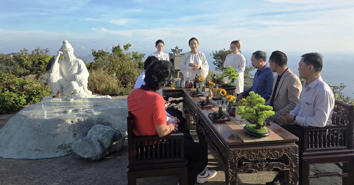 Ra mắt tour thưởng trà trên đỉnh Bàn Cờ, nơi tỉ phú Bill Gates từng ghé thăm