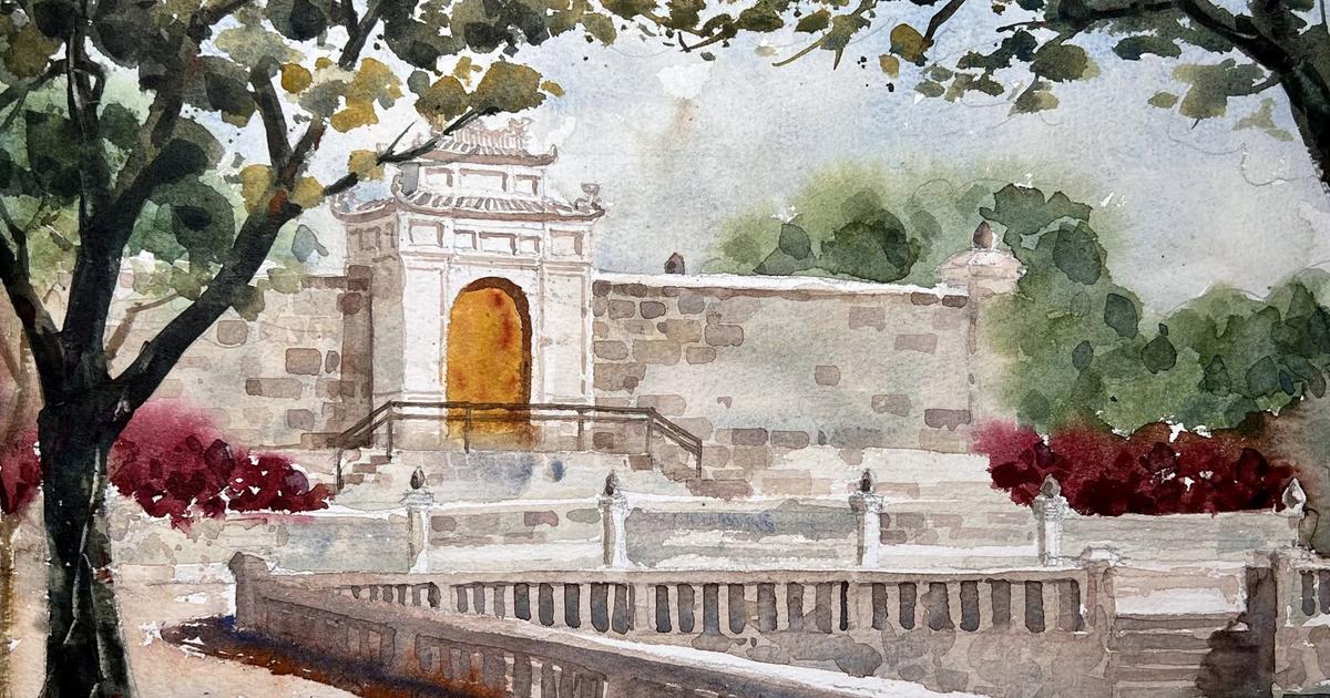 Lăng Vạn Vạn ở Huế: tảng đá khóa lối vào huyệt mộ