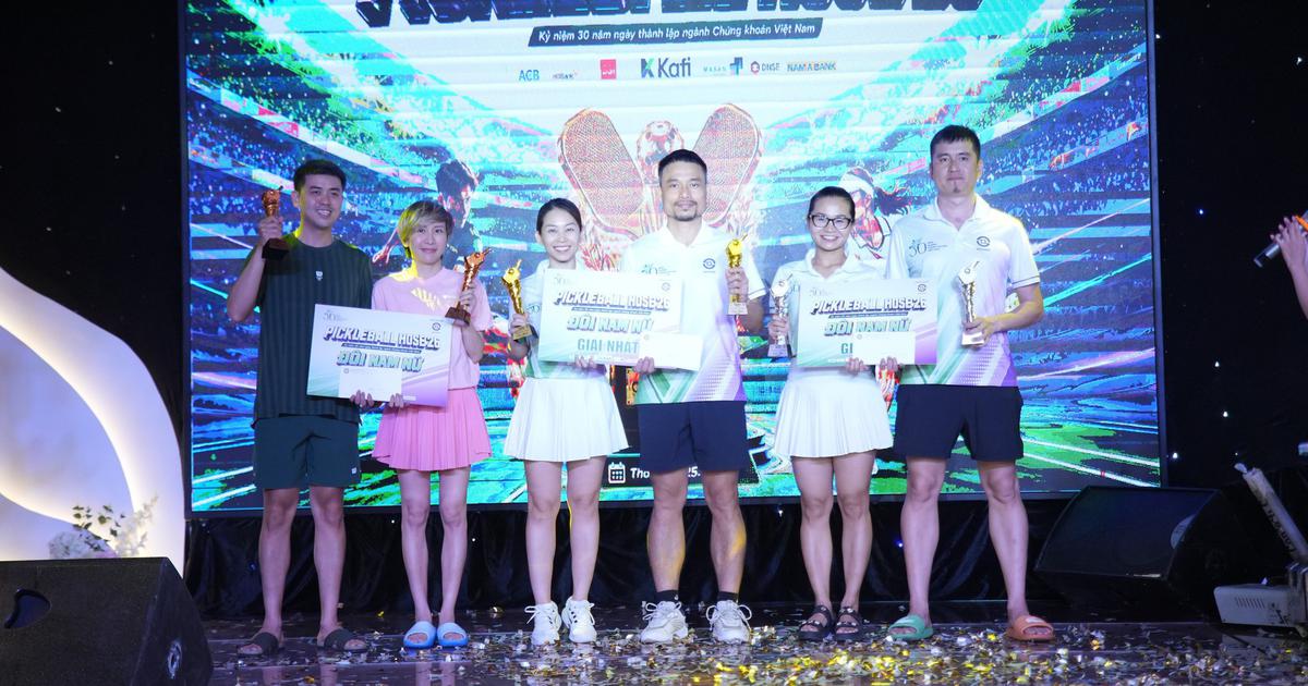 350 VĐV tranh tài sôi nổi giải pickleball HOSE 26