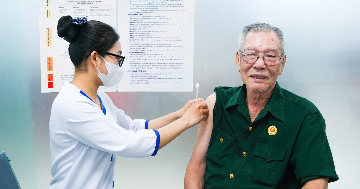 10.000 liều vắc xin cúm giúp bảo vệ sức khỏe người có công