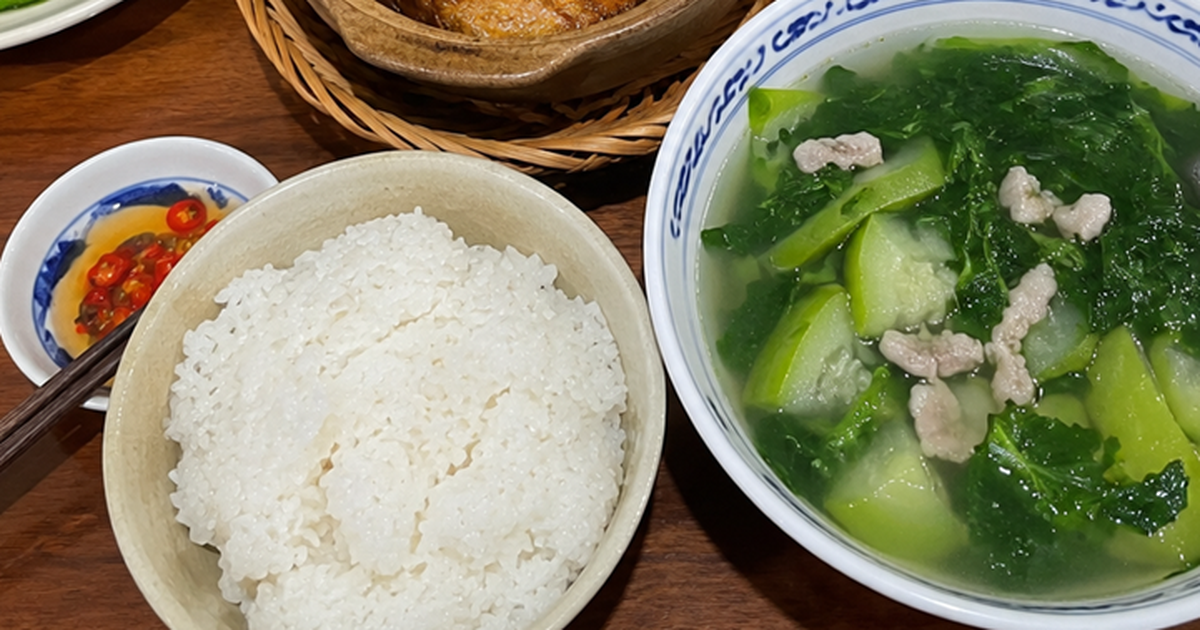Bữa ăn nào trong ngày dễ làm tăng đường huyết nhất?