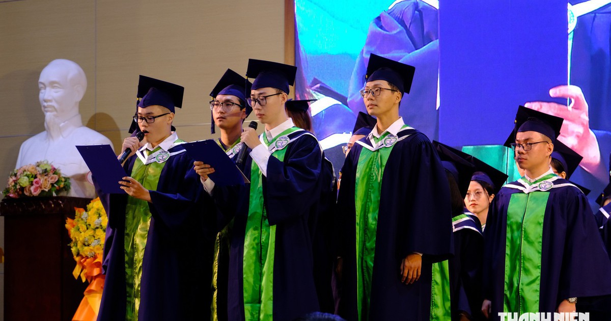 Sinh viên y khoa đọc lời tuyên thệ Hippocrates trong lễ tốt nghiệp với nội dung gì?