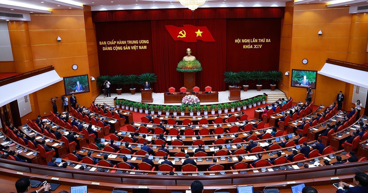 Ban hành Quy định về thi hành Điều lệ Đảng
