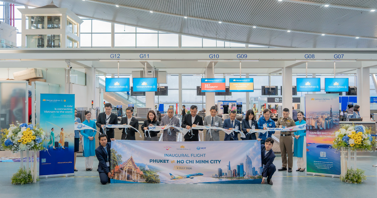 Vietnam Airlines chính thức khai trương đường bay TP.HCM - Phuket