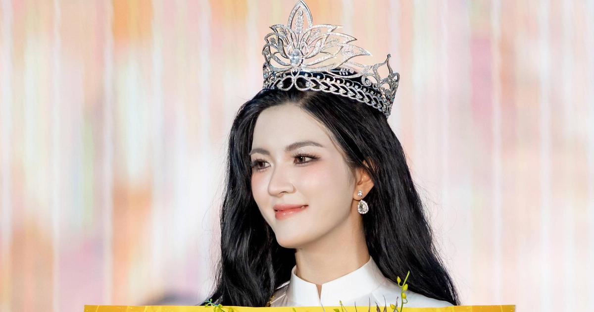 Cô gái quê Thanh Hóa đăng quang Hoa hậu Du lịch Bản sắc Việt Nam