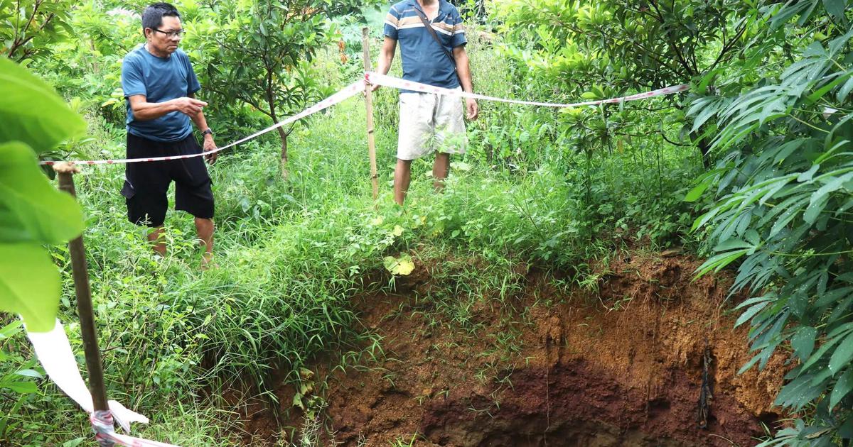 Ninh Bình: Xuất hiện nhiều hố sụt lún giữa khu dân cư, gây nứt nhà dân
