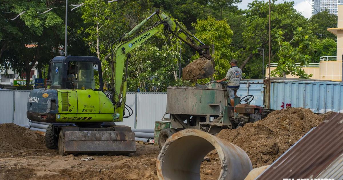 TP.HCM: Vì sao mở rộng đường Trần Bình Trọng phải rào chắn giao lộ Lý Thái Tổ?