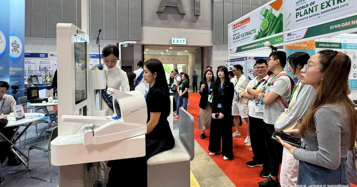 Ùn ùn đi xem hai triển lãm quốc tế tại TP.HCM