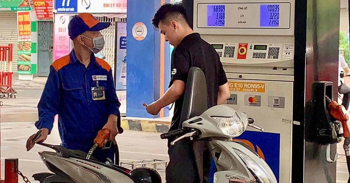 Giá xăng dầu mới nhất, áp dụng từ 15 giờ hôm nay 30.7